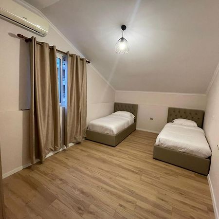 City Center Apartment Tirana Extérieur photo