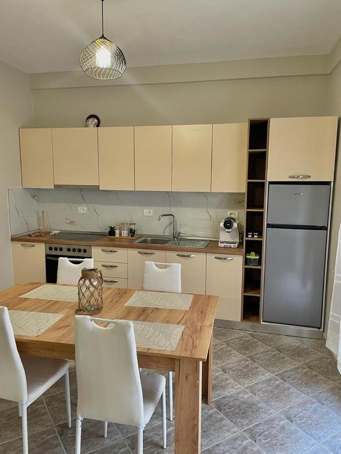 City Center Apartment Tirana Extérieur photo