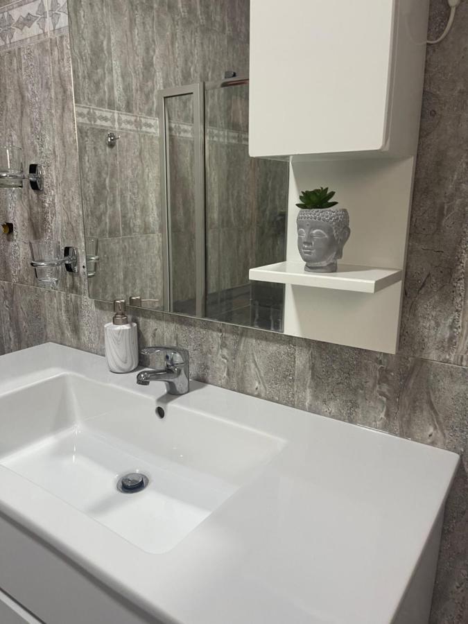 City Center Apartment Tirana Extérieur photo