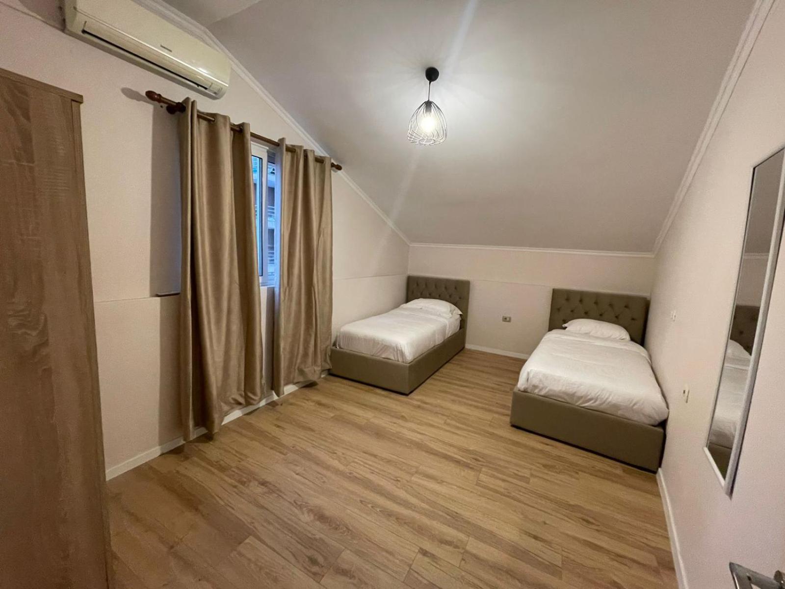 City Center Apartment Tirana Extérieur photo
